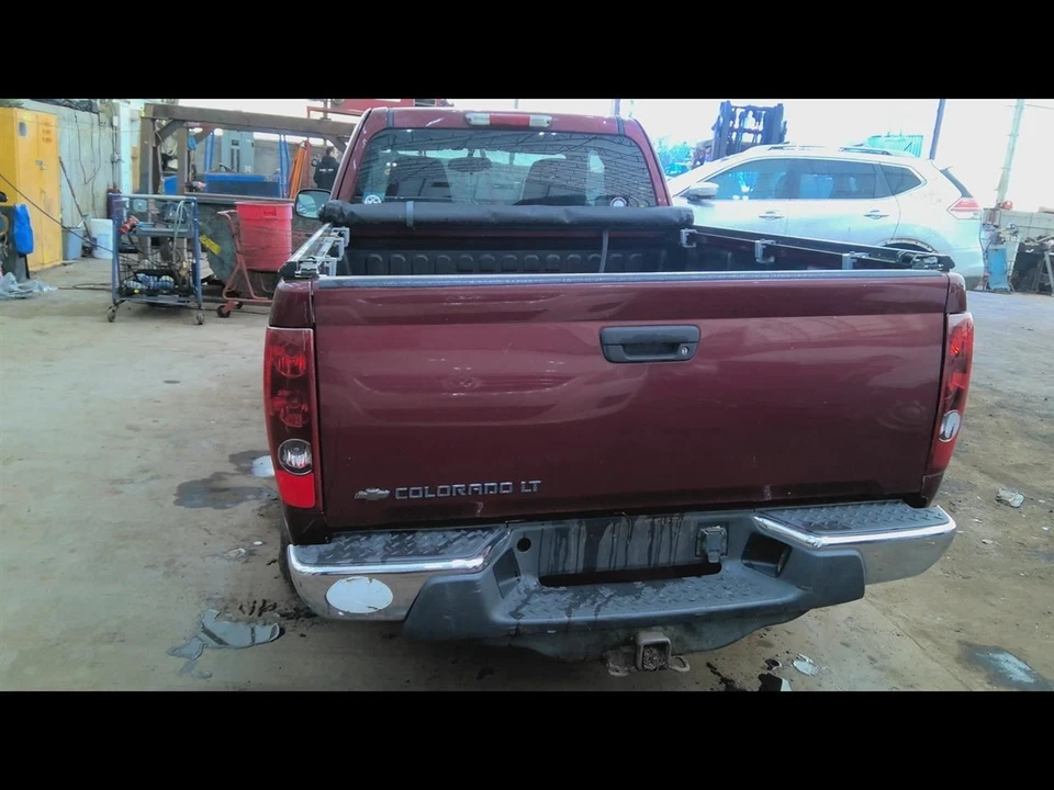 (LOCAL PICKUP ONLY) Front Bumper Chrome With Fog Lamps Fits 04-12 CANYON 6827433 - Image 4 of 4