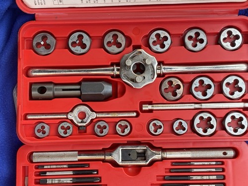 NEW! Snap-on Irwin/Hanson Tools TDM-117A Metric Tap and Die Set & 41pc Made USA! - Picture 9 of 15