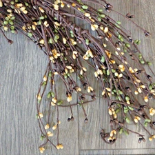 Green Mustard  Pip Berry wired Garland 40"  Holiday DYI Mantel Table Door