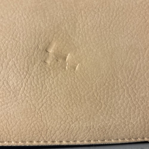 ISABELLE Bolso sin asas Cartera Muñequera 8” L 4” Alto Vegano sin plomo/sin etiquetas nuevo - Imagen 7 de 7