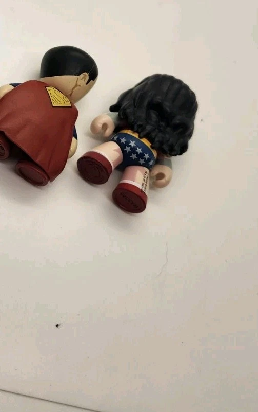 Minifigura serie Mez-itz DC UNIVERSE Wonder Woman y Superman juguetes coleccionables Foto 3 de 3
