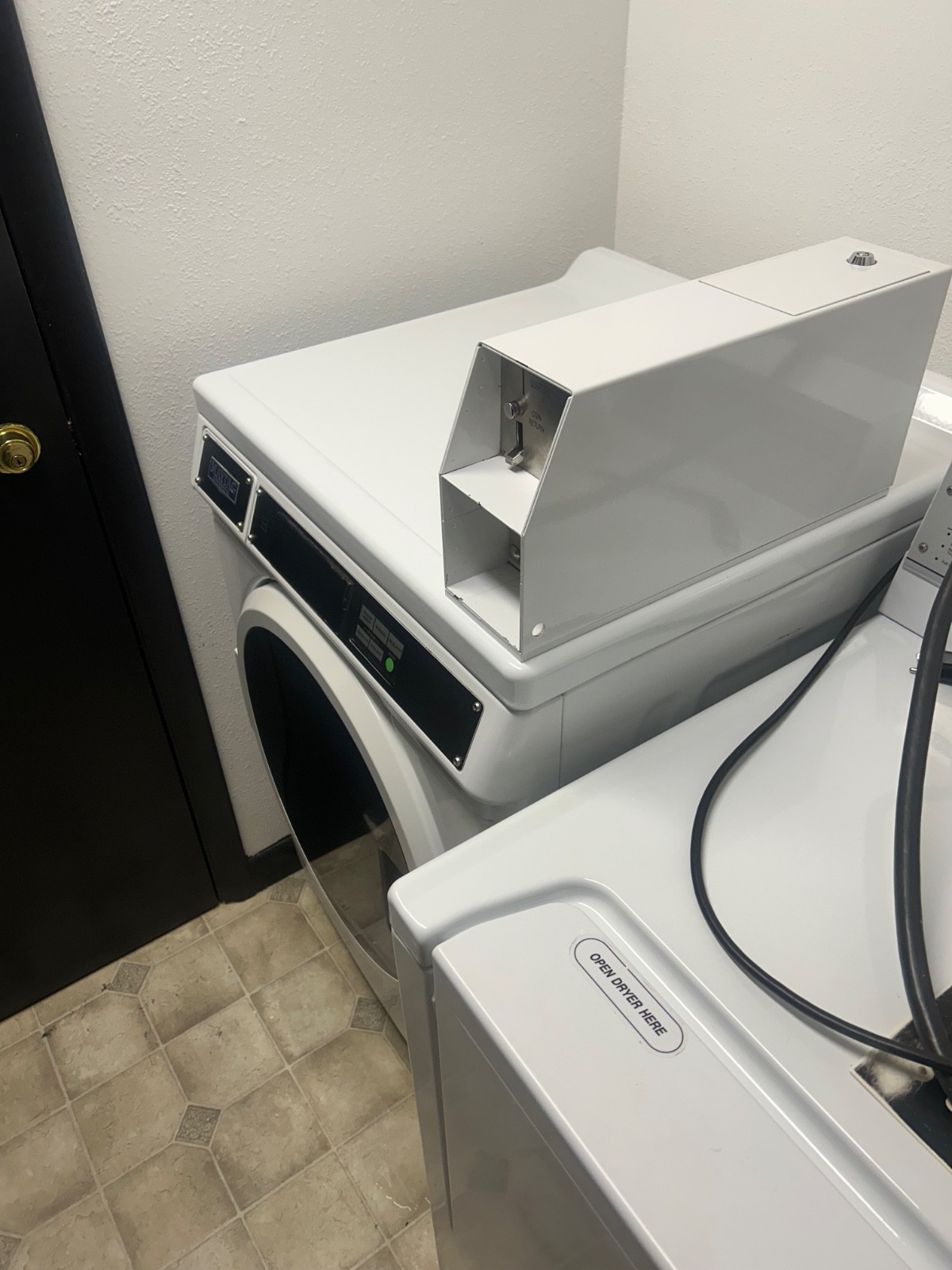 Maytag Commercial Electric Front Load Washer 2