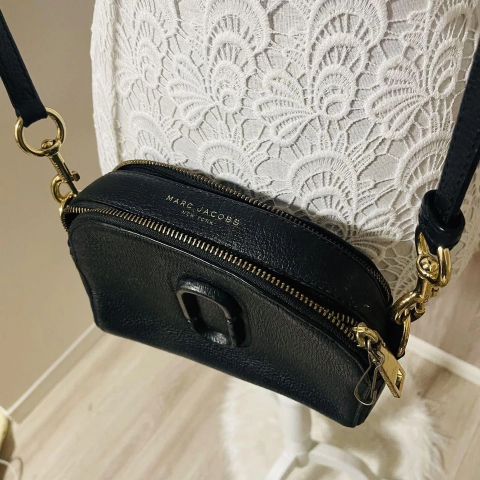 Marc Jacobs Crossbody Shoulder Bag Black Leather Logo Fringe Double Zip Women's - Image 2 of 4