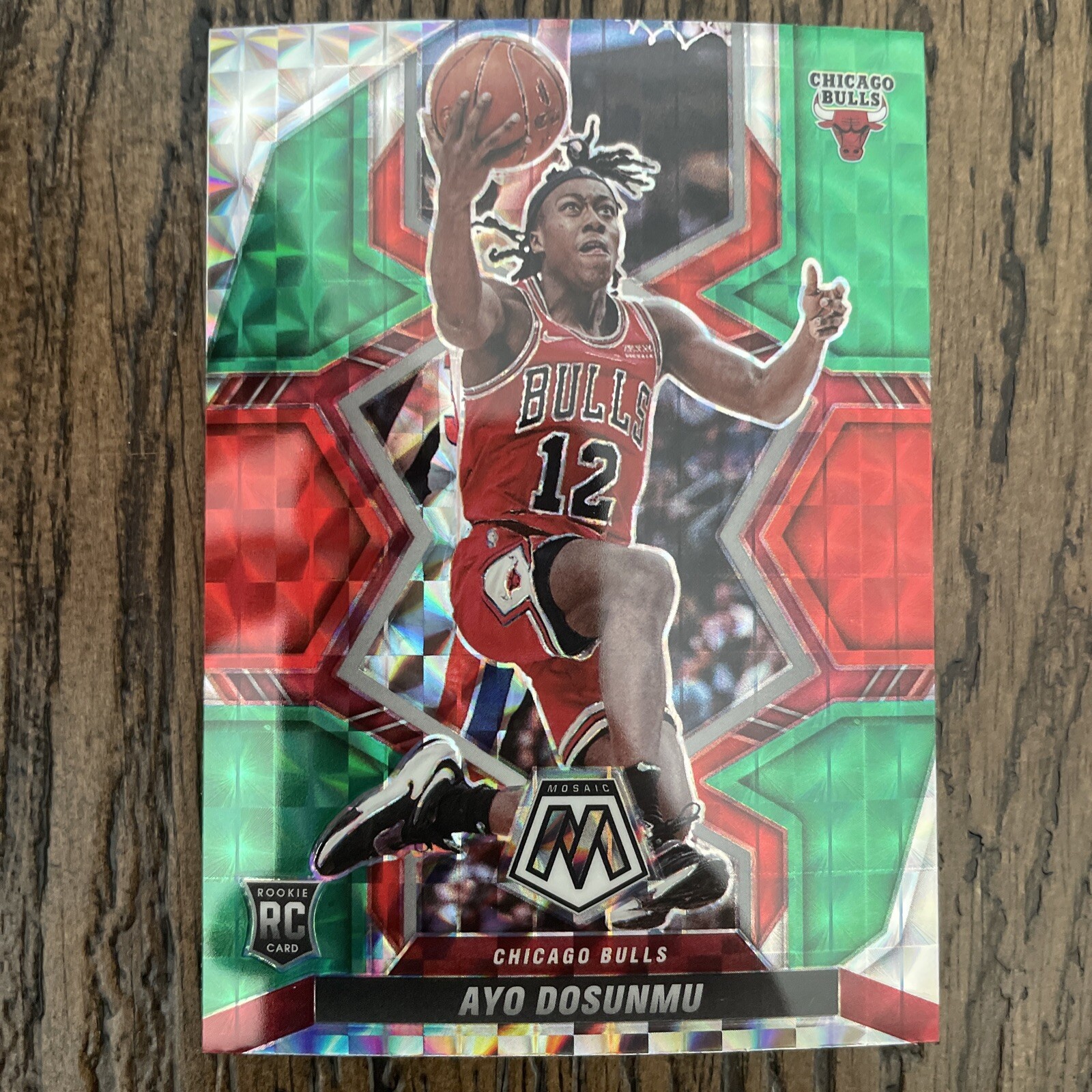 2021-22 Mosaic Ayo Dosunmu Choice Red & Green Prizm Rookie RC #233 Warriors
