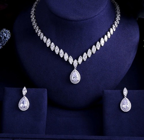 18k White Gold Plated Necklace Earrings Set made w Swarovski Crystal Bridal - Picture 4 of 12