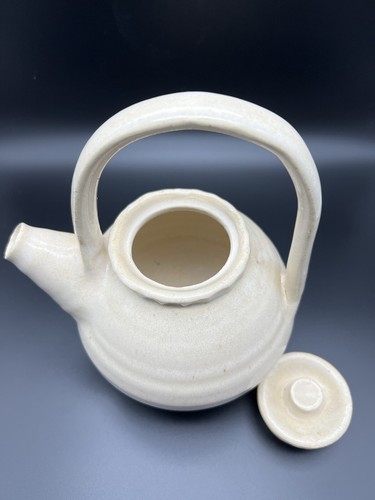 Handcrafted Cream Art Pottery Teapot - Stamped / Marked - Picture 5 of 11