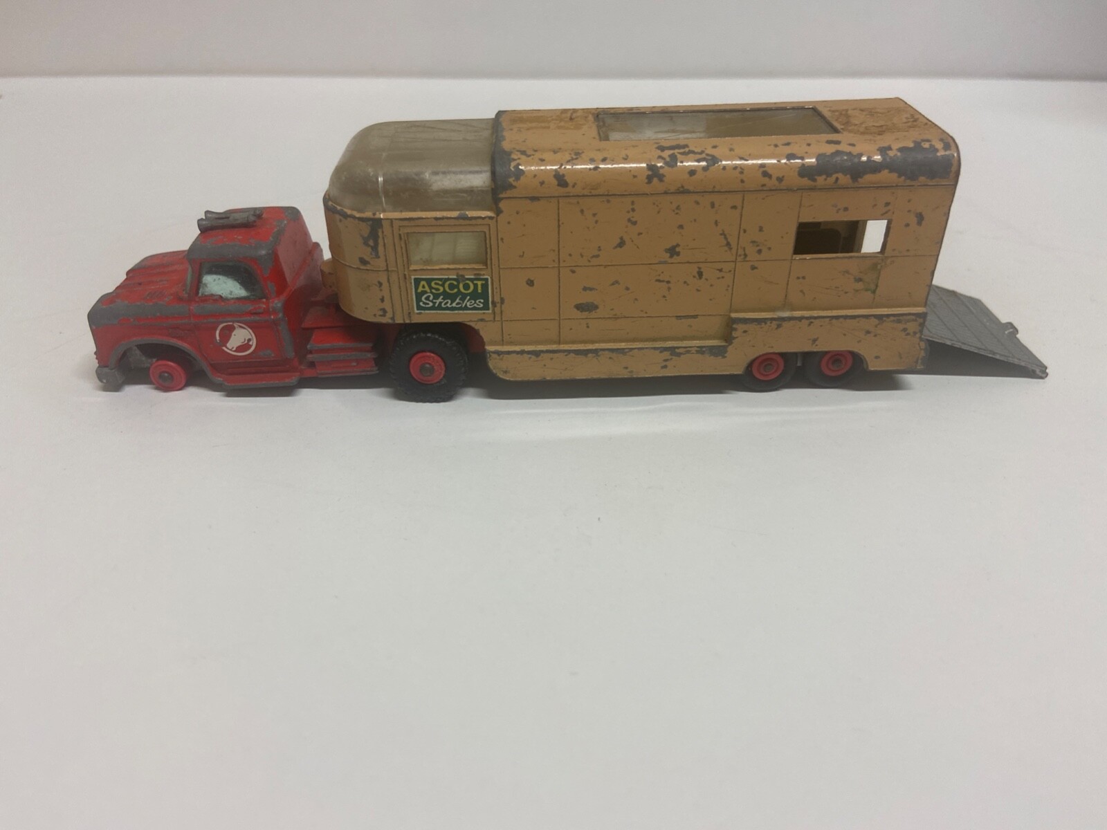 Picture 1 of 8