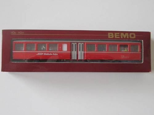 Bemo HOm 3284 120 Personenwagen Mitteleinstieg, 2.Klasse, mit Figuren, RhB, neu | Zustand: Neu