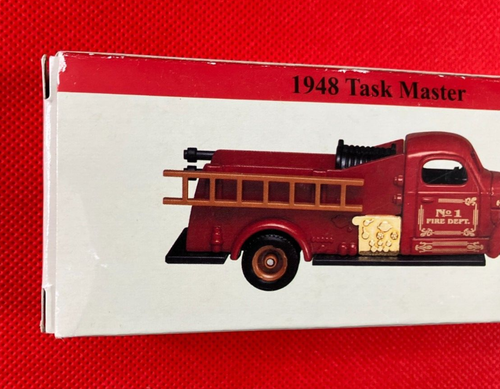 1948 Taskmaster Fire Truck 4" Plastic 2001 Readers Digest Boxed - Picture 7 of 11
