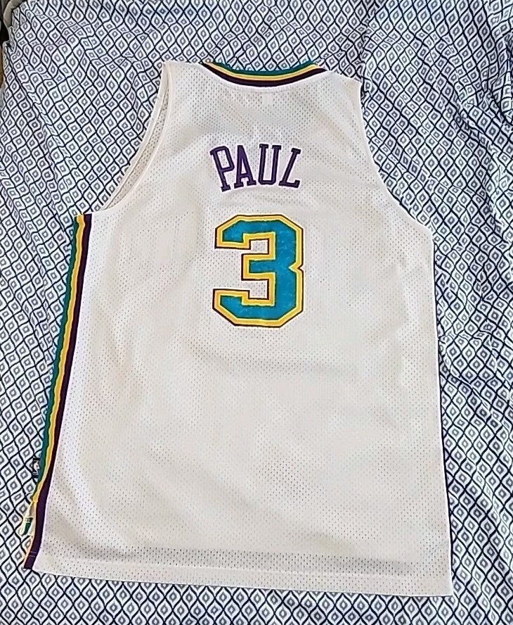 Picture 2 of 24