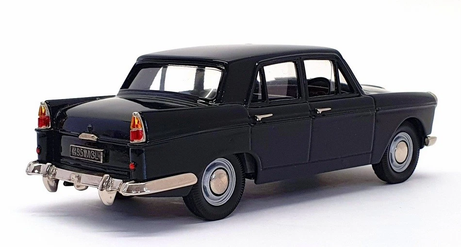 Brooklin 1/43 Scale IPV29 - 1961 Austin A99 Westminster Bath Police - Dark Green - Image 2 of 4