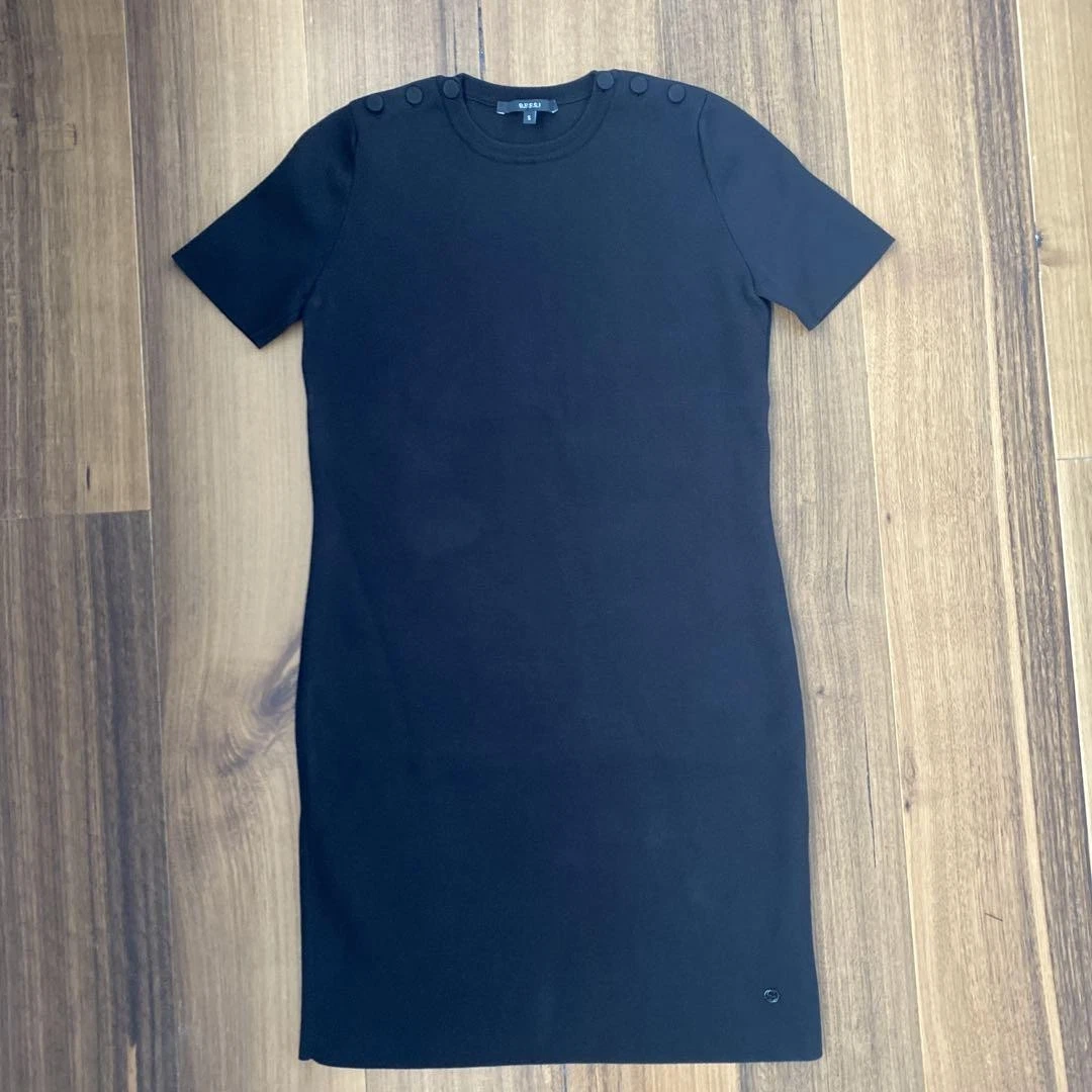 Robe moulante noire manches courtes Gucci S m6_0404