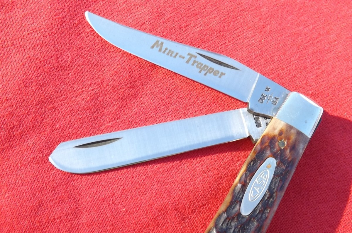 1985 CASE XX 6207 MINI TRAPPER JIGGED BONE KNIFE MINI TRAPPER