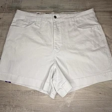 RM by Rebecca Minkoff Women's High Rise 90's Short White Size 16 NWT