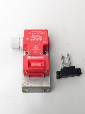 ALLEN BRADLEY TROJAN 5-30N GUARDMASTER SAFETY SWITCH