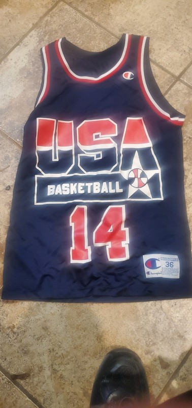 Vintage USA Basketball Jersey Men’s 36 NBA Alonzo Mourning 90s Basketball Sport