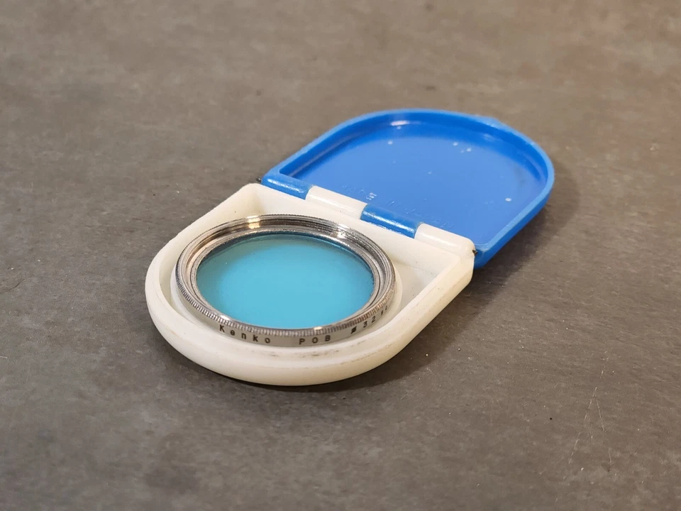 Kenko POB 32mm Lens Filter Light Blue Cooling - Image 3 of 3