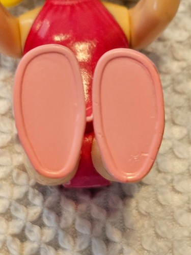 Playskool Dollhouse Hasbro BLOND GIRL RED SWIMSUIT Swimmer Sister - Imagen 10 de 11