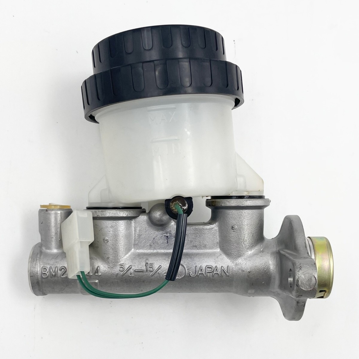 ITM 46010-04B05 Brake Master Cylinder for Nissan | eBay