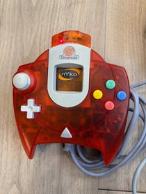 Sega Dreamcast Console Bundle With 2 Controllers VMU & Nyko Expansion TESTED