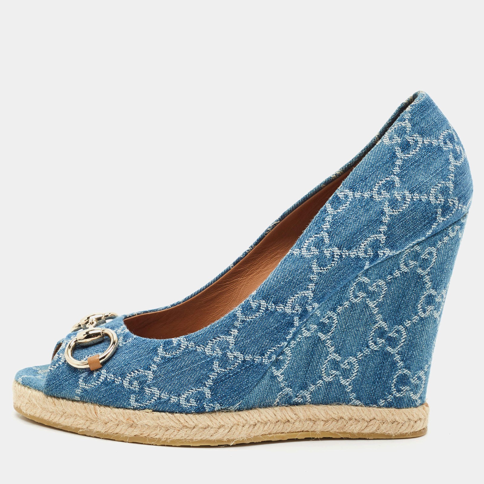 Gucci Charlotte Size 40 Blue GG Denim Horsebit Peep Toe Wedge Pumps