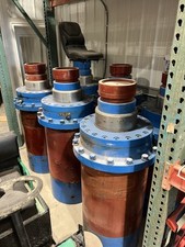 370 Ton Hydraulic Press Cylinder 18 Bore 30 Stroke 3000 Psi. Double Acting.