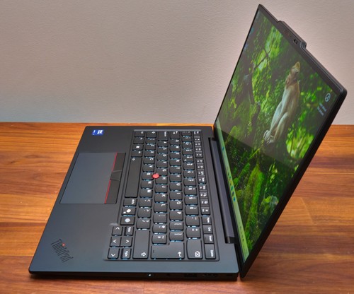 Portátil empresarial Lenovo ThinkPad X1 Carbon Gen 13: Ultra 7 258 V, 32 GB DDR5, 1 TB - Imagen 12 de 22