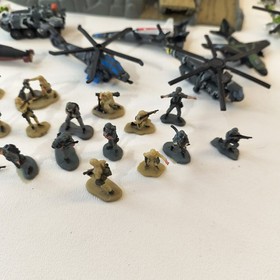 Lot Micro Machines Military Battle Zone Hornet Hill (Incomplete) 1990's Galoob