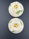 Metlox Poppytrail Sculptured Daisy, Salt and Pepper Shakers — photo 3