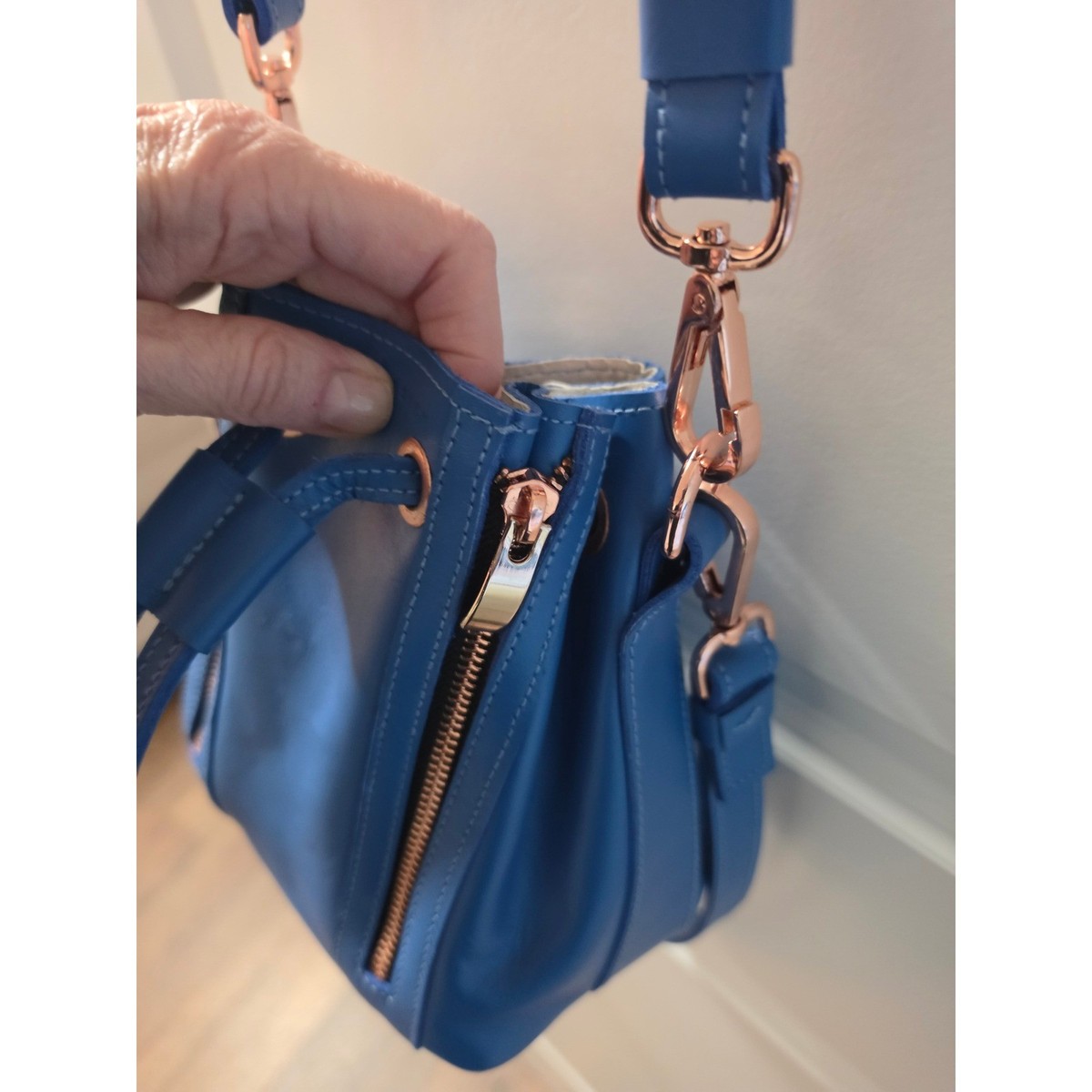 Aegle Design Blue Leather Bucket Bag Rose Gold Hardware Crossbody Drawstring View 5