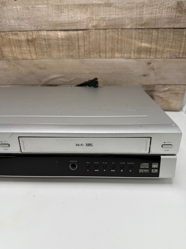 Go Video DV1130 Silver DVD VCR Combo Player Hi-Fi VHS Recorder Tested - Picture 3 of 11
