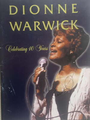 DIONNE WARWICK 2013 AUTOGRAPHED TOUR PROGRAM