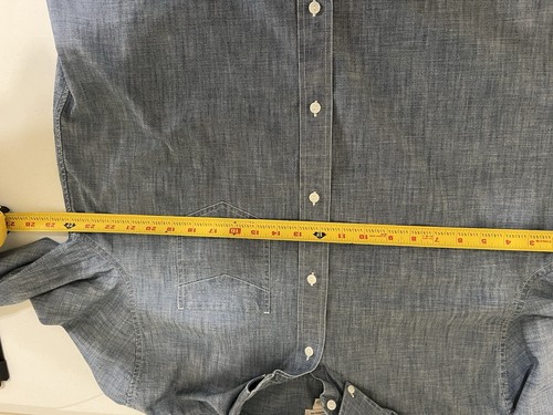 L.L. Bean Women’s Size Lg Blue Chambray 3/4 Sleeve Button-Up Shirt - Picture 6 of 7