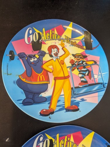 2005 McDonalds Ronald McDonald go active workout Melamine Plate set of 2 ee973 - Picture 4 of 4