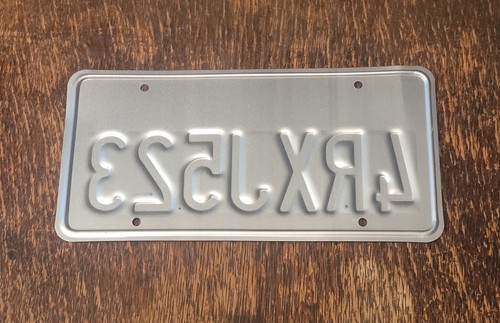 United States California Lipstick License Plate Tag # 4RXJ523 - Picture 2 of 2