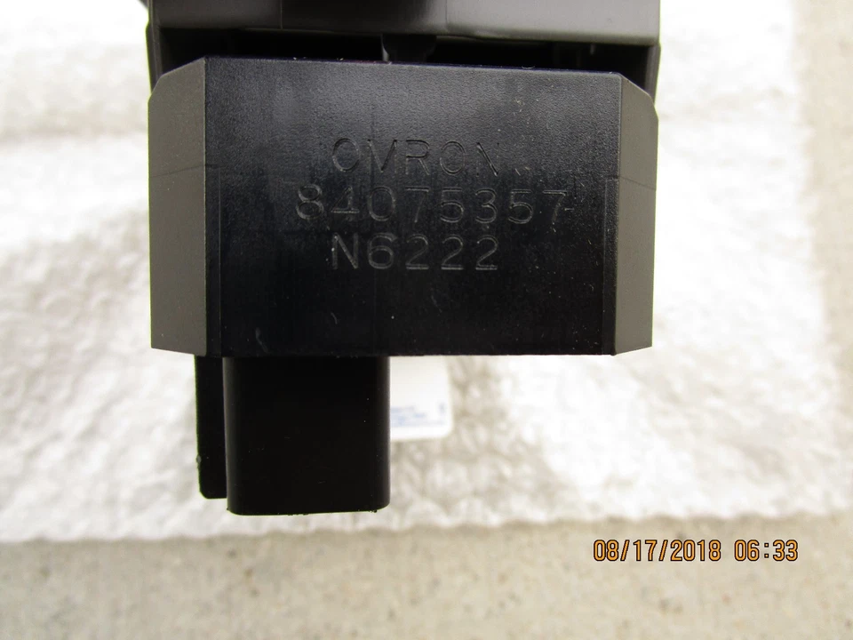 16 - 19 GMC SAVANA 2500 3500 FRONT LEFT SIDE MASTER POWER WINDOW SWITCH NEW  - Image 3 of 3