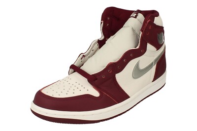 Nike Air Jordan 1 Retro High OG Herren Basketballschuhe 555088 611