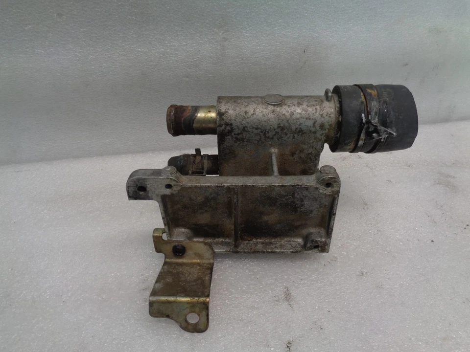 2004-2009 MAZDA 3 ENGINE COOLANT OUTLET OEM DK810222 - Image 4 of 4