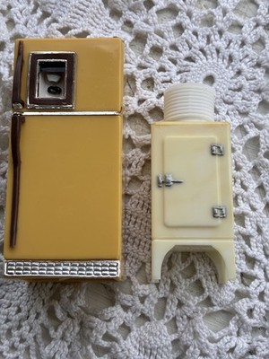 Vtg 1976 Aluminum Housewares Co Refrigerator / Ice Box Salt Pepper Shakers