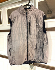 The North Face Men  s Gray Solid Full-Zip Insulated Lined Puffer Vest XL
