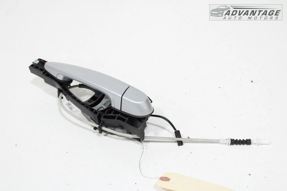 BMW 330E 2016-2018 manija de puerta exterior trasera derecha con soporte OEM Foto 3 de 4