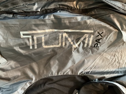 Tumi Pax Packable Down Puffer Jacket Men Sz XL Pillow Travel Full Zip RFID Gray - Picture 7 of 18