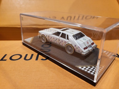 Louis Vuitton Custom Hot Wheels" White Cadillac Seville Limited Edition - Picture 3 of 11