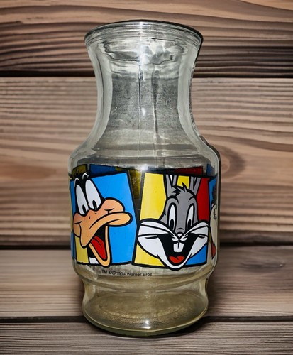 VTG 1994 Anchor Hocking Looney Tunes Glass Pitcher Carafe Taz Bugs Daffy Tweety - Picture 3 of 3