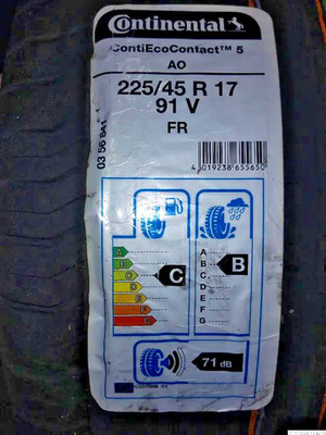 225/45 R17 91V Sommerreifen Continental Eco Contact 5 7mm DOT 0821 - 2 REIFEN
