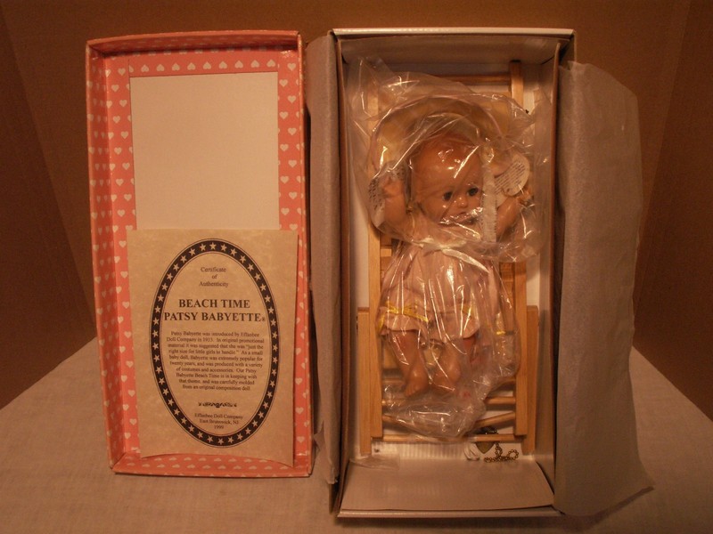 Patsy Babyette V800 Doll & Beach Chair NRFB