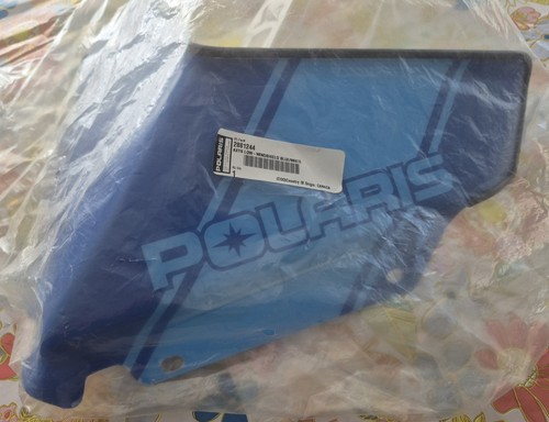 Polaris LOW WINDSHIELD WITH STRIPED LOGO WHITE/BLUE (2881244) - Picture 2 of 5
