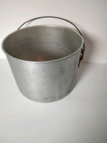 9 tlg 4er Set Vintage Aluminium Stapeltöpfe Pfannen Camping Kochen 1 Deckel 4 Tassen - Bild 13 von 16