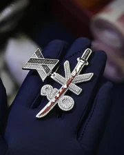 Mens Tester Passing Moissanite Classy Sword Night Party Charm Pendant 925 Silver