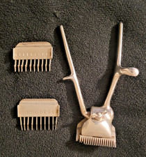 VTG John Oster Mfg Co Manual Hand Hair Clippers Barber Model USA Silver W/Box